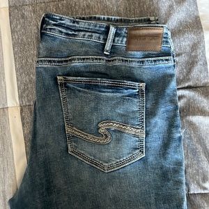Silver jeans. Used  Zac relaxed fit 44/32 great condition